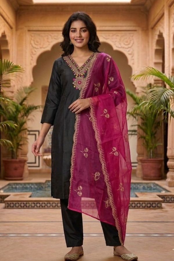 Black Soft Silk Salwar Suit Set With Organza Dupatta