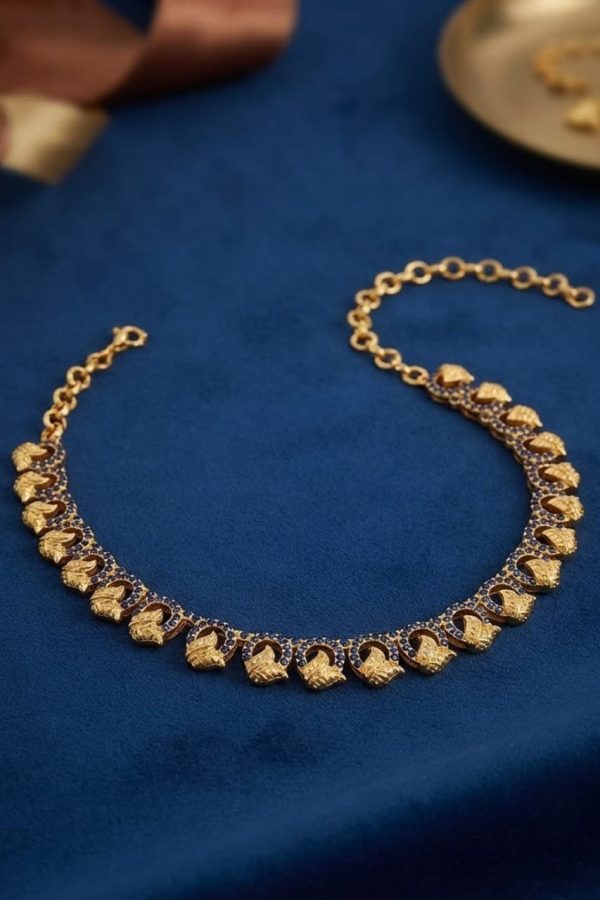 Small Stone Navy Blue Necklace